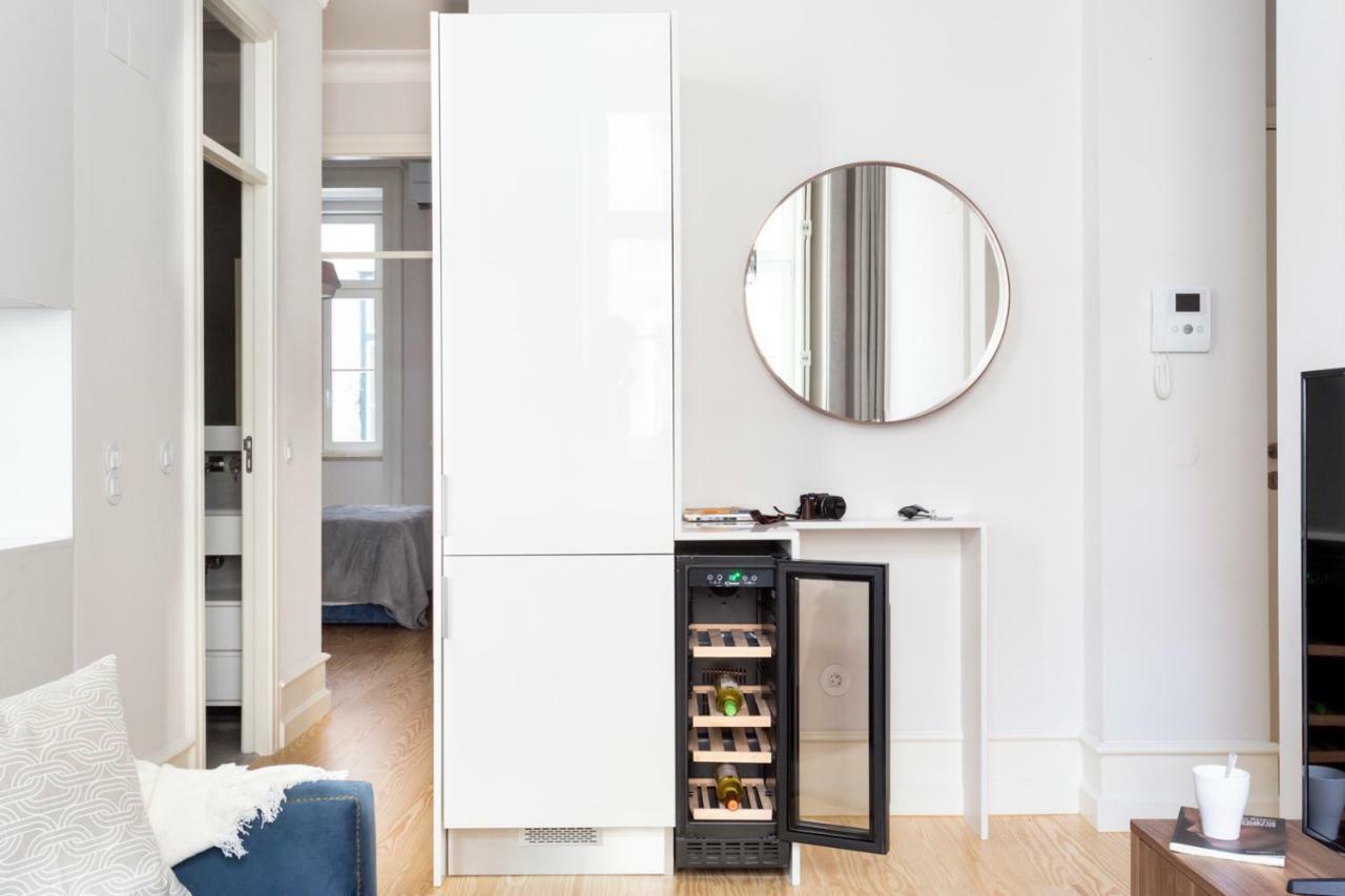 Joivy Wonderful 2Br Flat In The City Centre Лиссабон Экстерьер фото